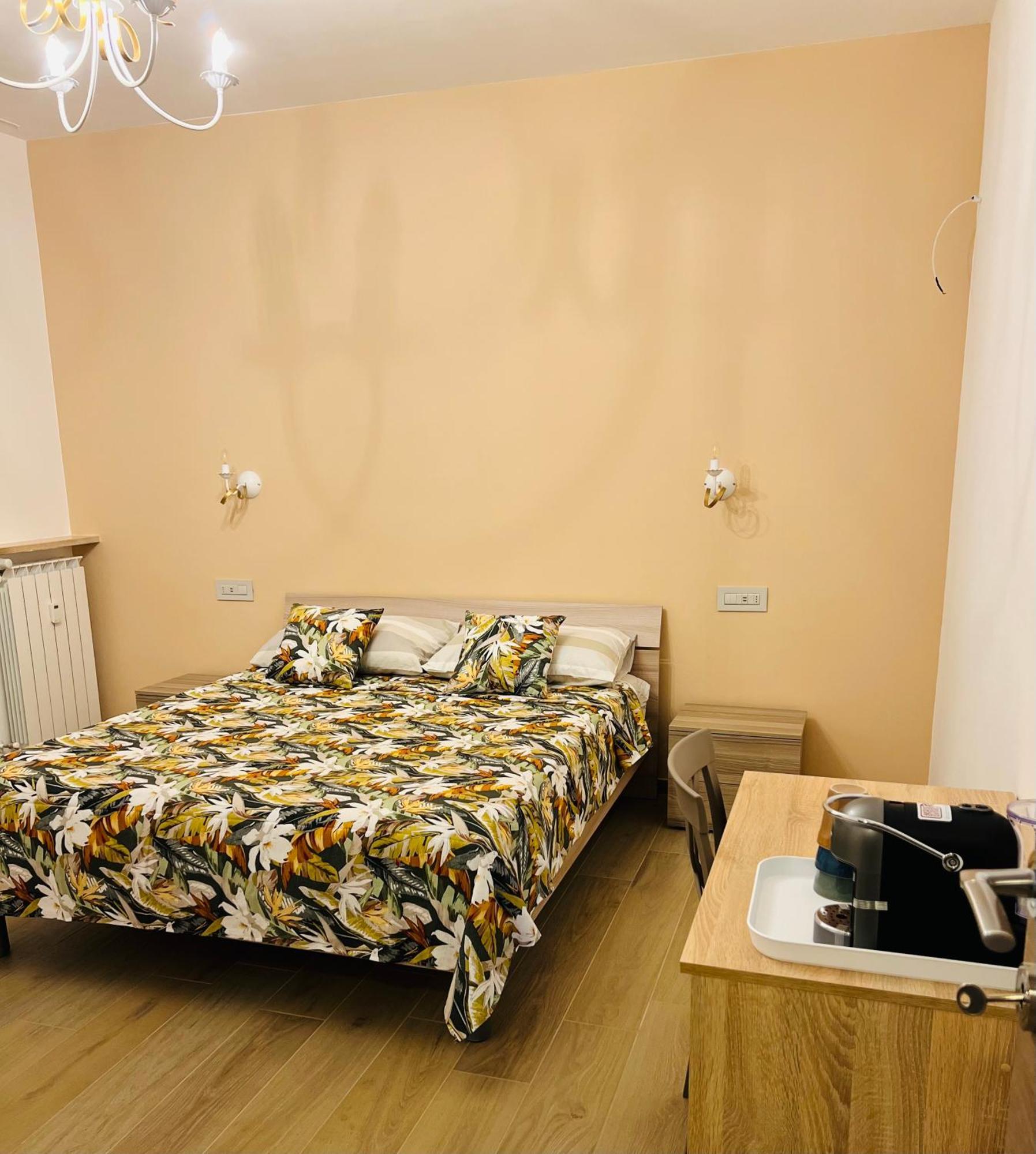 Affittacamere La Quiete Arona Zewnętrze zdjęcie